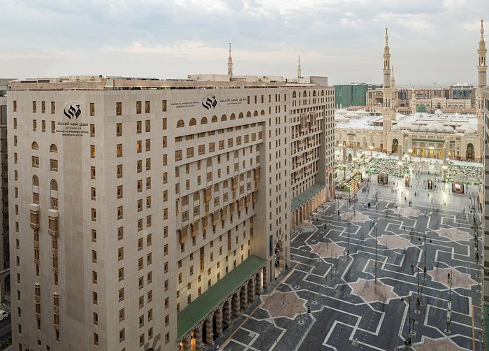 The Green Dome of Al Masjid an Nabawi, Madinah